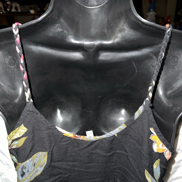 Patrons of Peace Smocked Cropped Tank Top - Picture 5 of 10